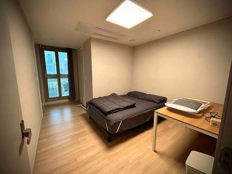 W13 Newly Built High Floor 13F 2 Bedroom 2Min To Hyundai Outlet Triple St 2Free Parking Incheon Korsel