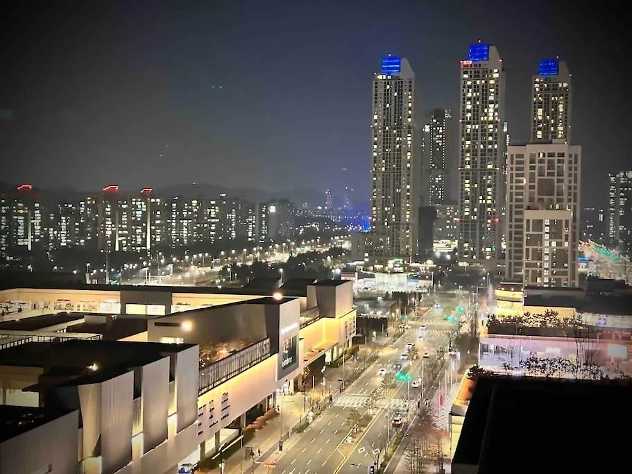 W13 Newly Built High Floor 13F 2 Bedroom 2Min To Hyundai Outlet Triple St 2Free Parking Incheon 0*,  Korsel