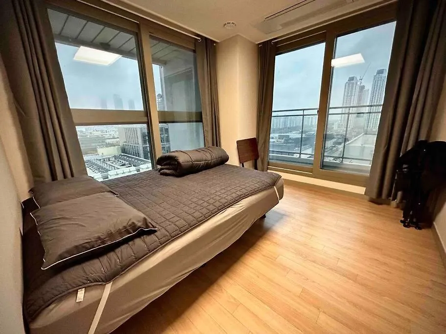 W13 Newly Built High Floor 13F 2 Bedroom 2Min To Hyundai Outlet Triple St 2Free Parking Incheon